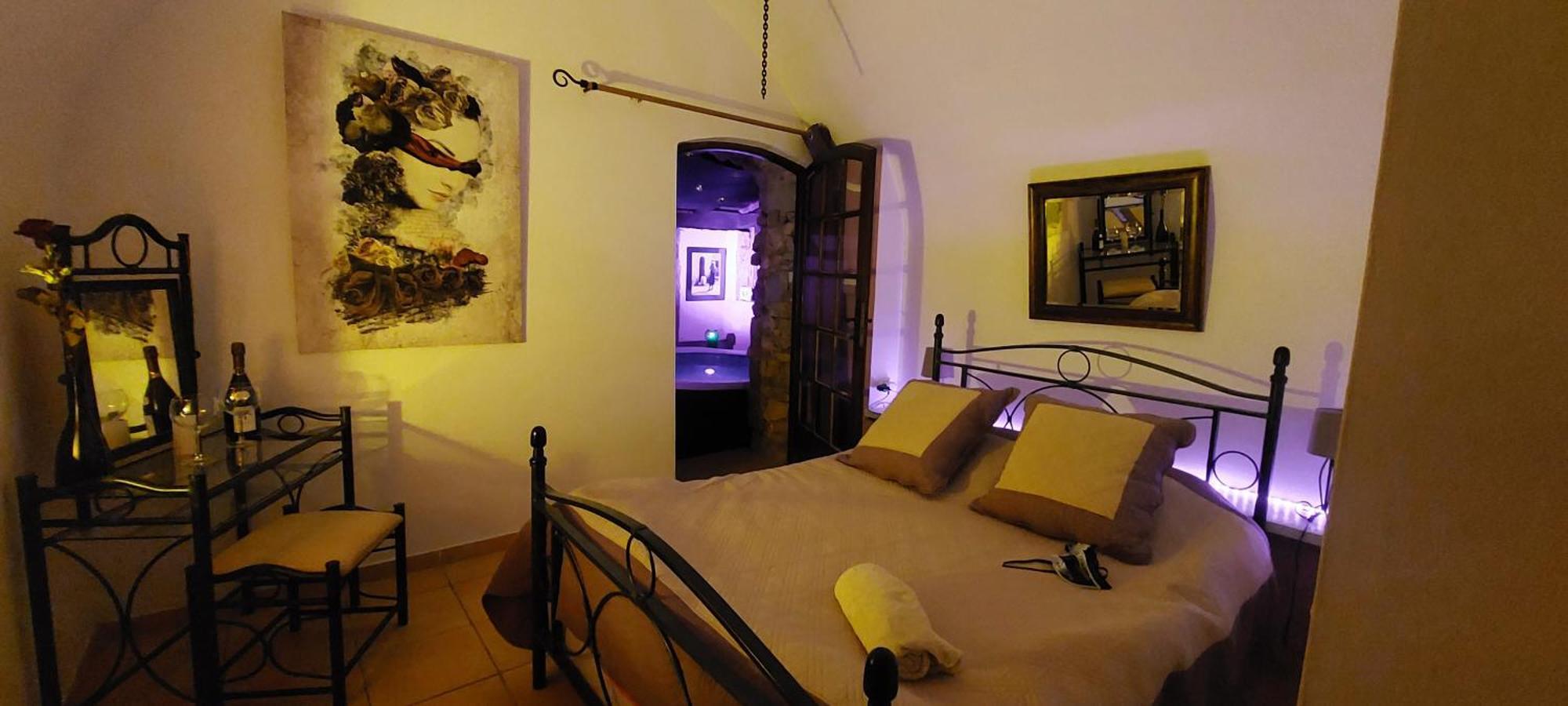 Chambre Love Romantique Avec Spa Privee Calvi  Exterior photo